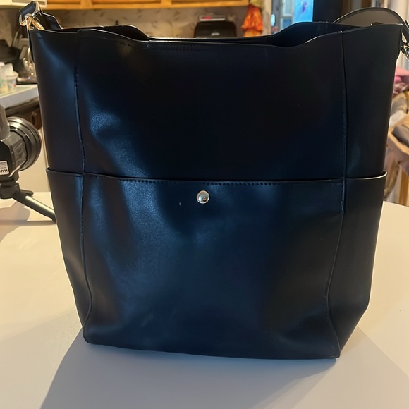 Bostanten Lotty Leather HOBO Bag. - Picture 4 of 9